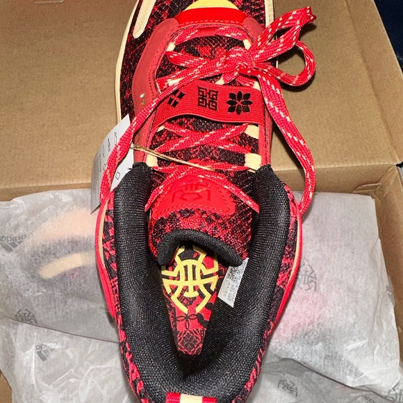 Adidas D.O.N Issue #3 Size 11.5 NWT - Picture 6 of 6